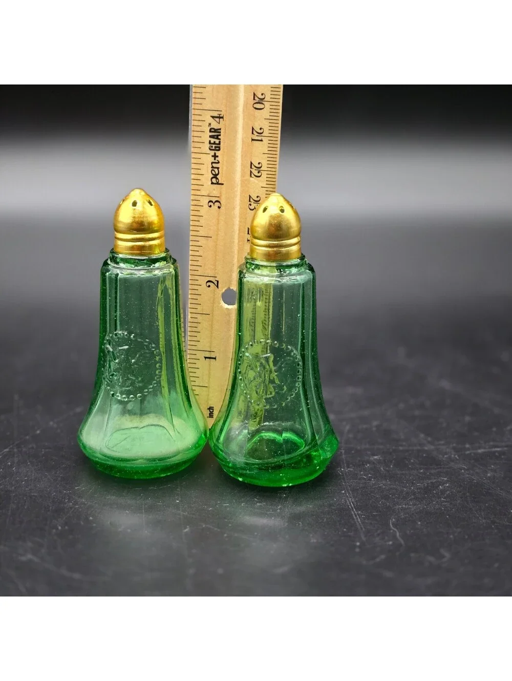 Vintage 1966 Crownford China Co. Green Pressed Glass Salt & Pepper Shakers Italy